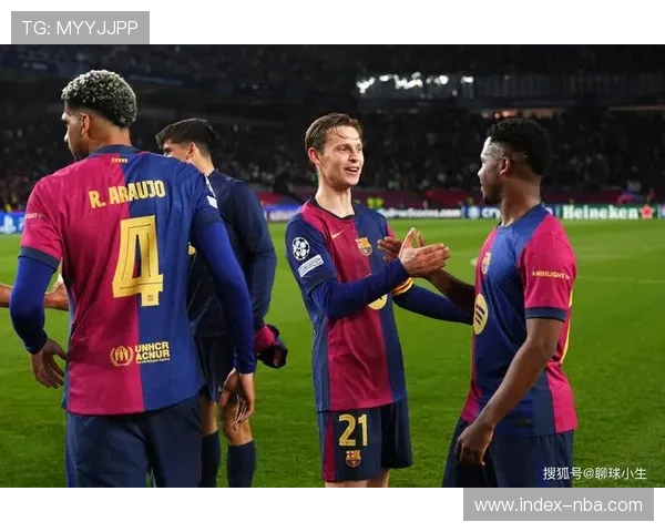 多特蒙德4-0大胜十人比利亚雷亚尔,吉拉西梅开二度 多特蒙德4-0大胜十人比利亚雷亚尔,吉拉西梅开二度