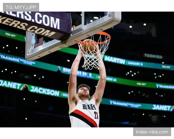 多支季后赛球队增加训练中锋低位战术比重,应对可能出现的换防策略